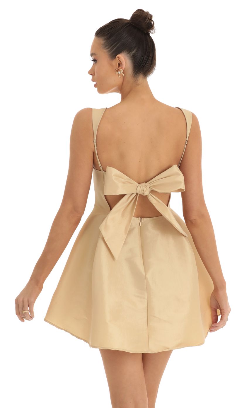 Elegant Silky Bowknot Back Fit & Flare Mini Dress Flowy Dresses - Chuzko Women Clothing