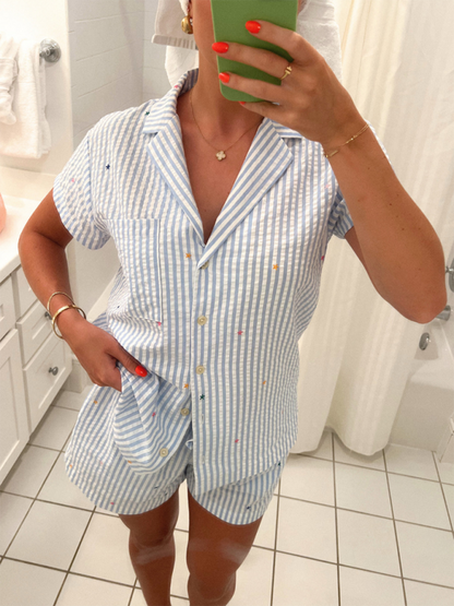 Love in Stripes Tenue de vacances d'été pour femme avec short et chemise coupe décontractée