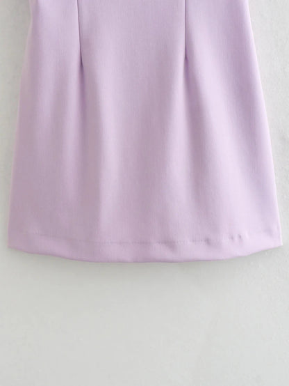 Mini-robe Elegance lilas à col carré