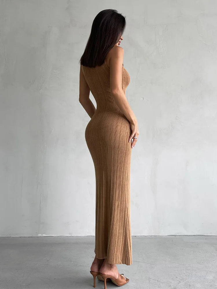 Cocktail Dresses- Elegant Form-Fitting Dress for Versatile Occasions- - Chuzko Women Clothing