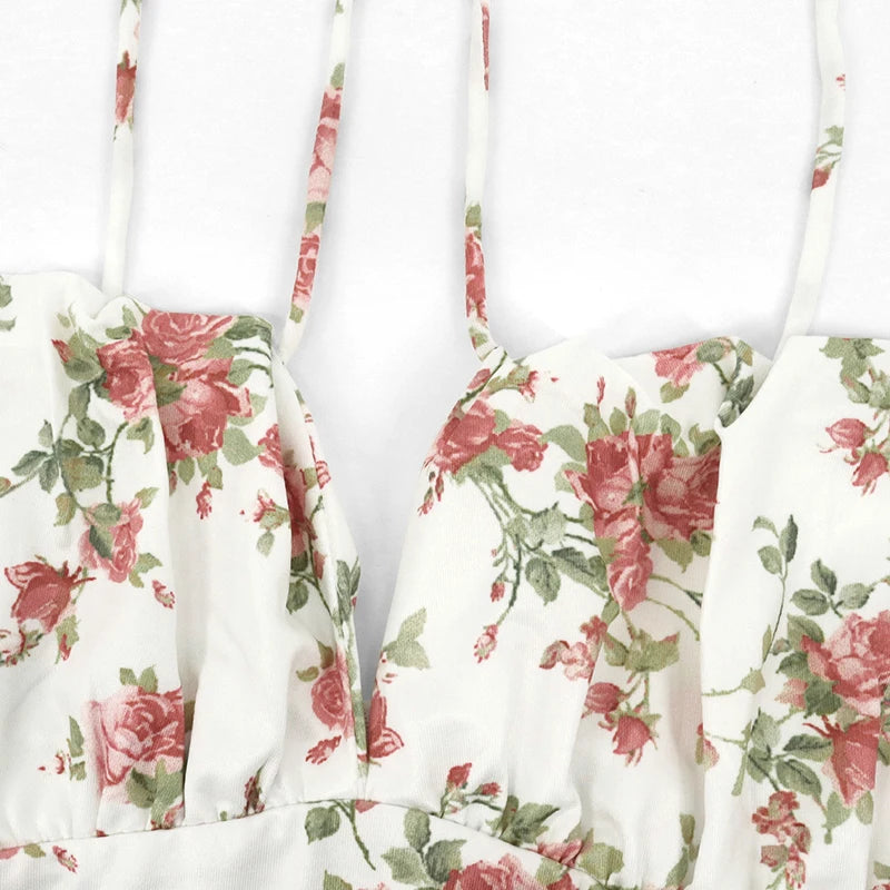 Romantisches Meerjungfrauenkleid mit Blumenmuster – Perfekt für Gartenhochzeiten