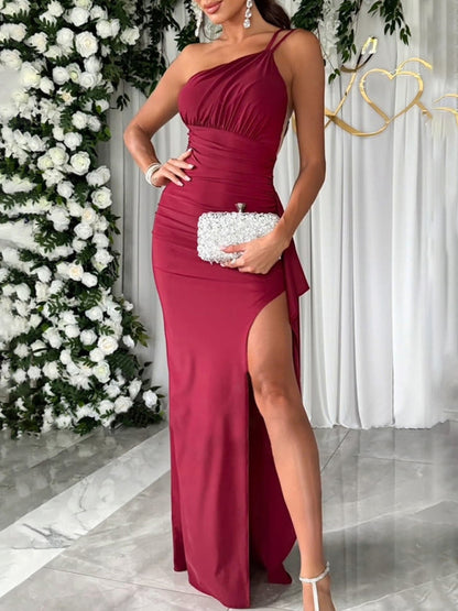 Elegant Dresses- Evening One-Shoulder Slit Maxi Dress for Elegant Occasions- Wine Red- Chuzko Women Clothing