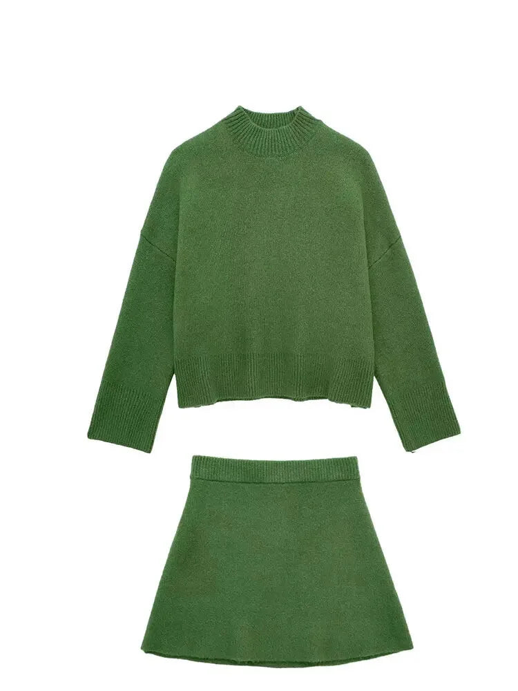 Fall Outfits- Green Cozy Set Oversized High Neck Sweater and Mini Skirt for Autumn- - Chuzko Women Clothing