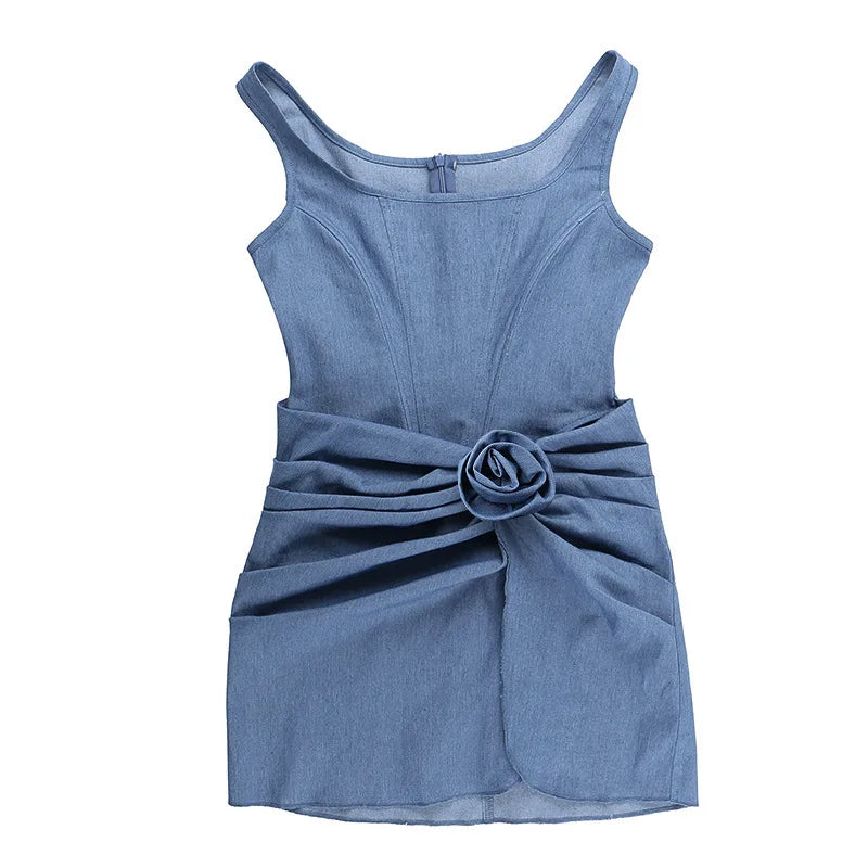 Mini-robe jupe portefeuille moulante bleu denim avec appliques florales pour femme
