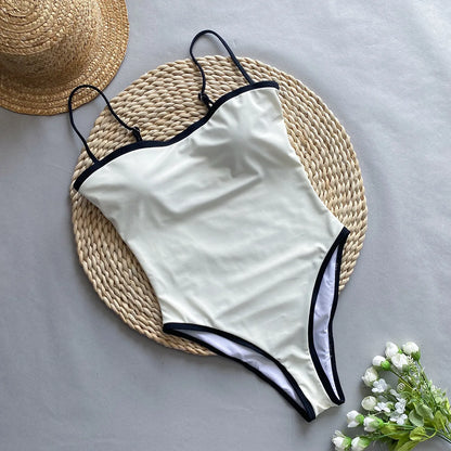 Bauchkontrollierender Einteiler-Badeanzug für Damen für Wassersport und Strandurlaub