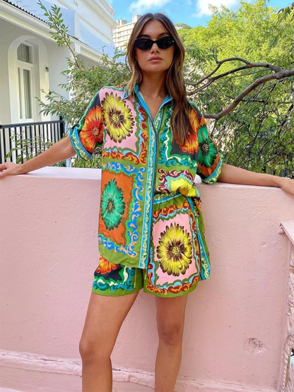 Shorts Set- Colorful Charisma Floral Print Shirt and Shorts Two-Piece- - Chuzko Women Clothing