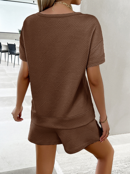 Shorts set- Relaxed Summer Style Casual Shorts & Textured T-Shirt Combo- - Chuzko Women Clothing