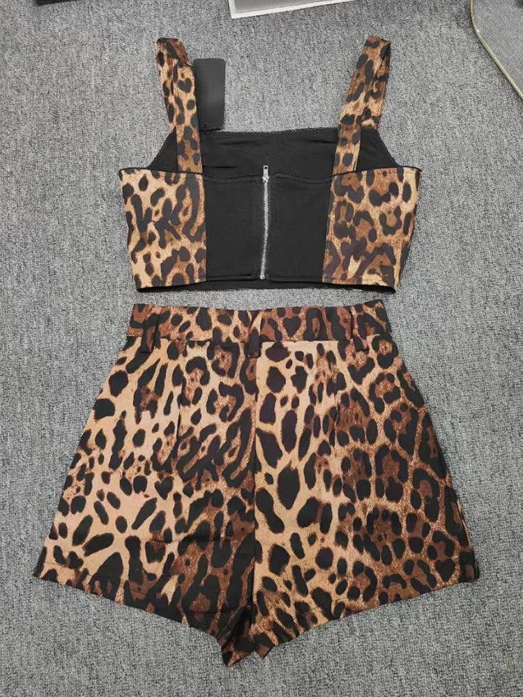 Summer Outfits- Women's Animal Print Summer Set with Crop Top & Shorts- - Chuzko Women Clothing