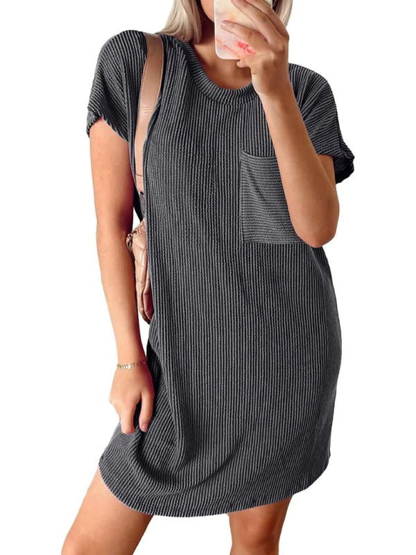 Gestreiftes T-Shirt-Kleid mit Rundhalsausschnitt im sportlichen Stil für Damen 