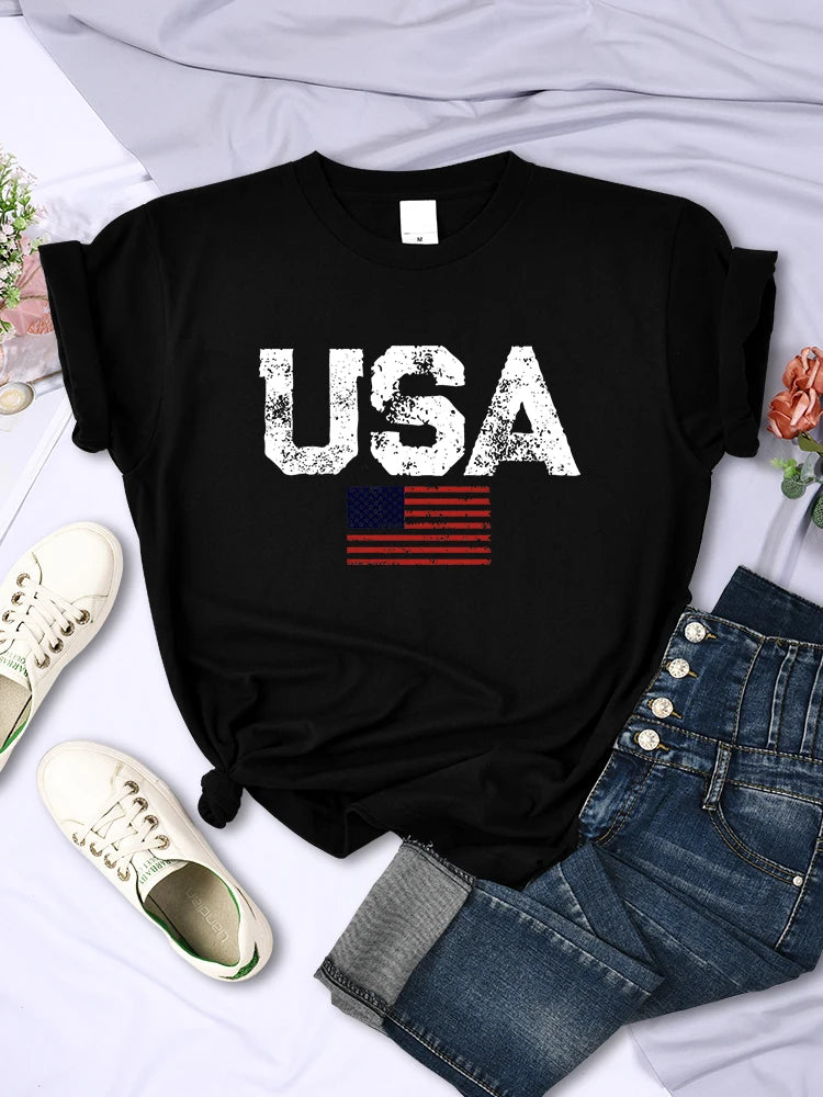 Tees- Women's American Flag T-Shirt for July 4th- Black- Chuzko Women Clothing
