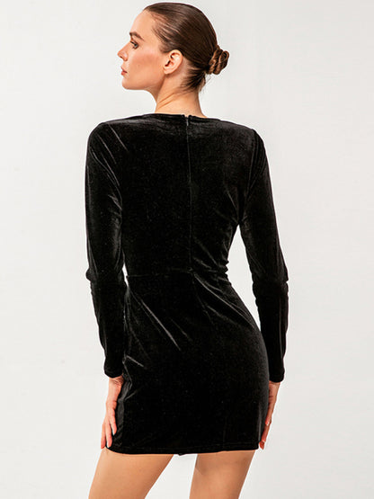 Elegant Velvet Bodycon Mini Dress with Long Sleeves