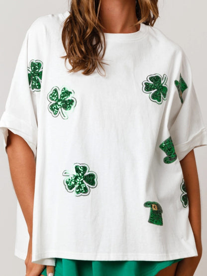 Festive Tees- Oversized Saint Patrick's Day Tee with Sparkling Four-Leaf Clover- Chuzko Women Clothing