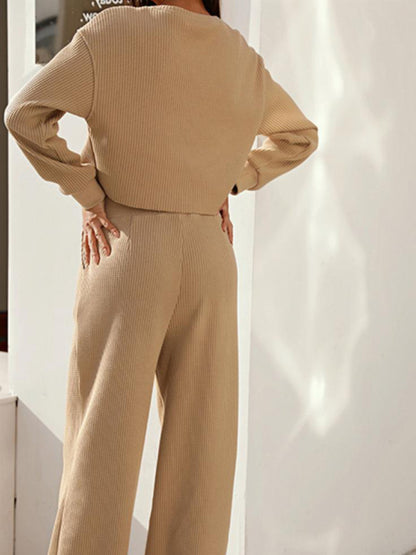 Waffel-Duo-Set aus langärmligem Crop-Pullover und ausgestellter Hose für Sie