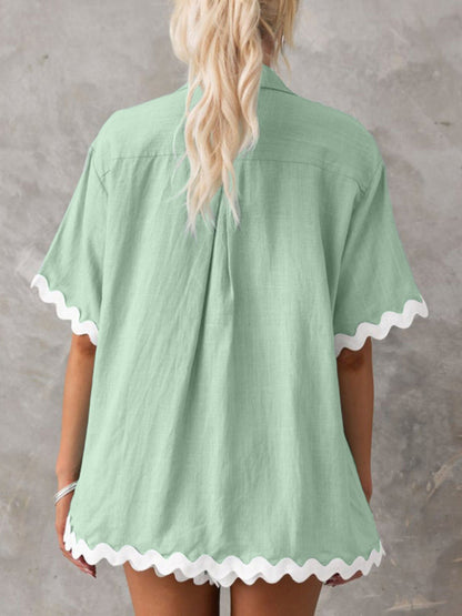 Sonniges 2-teiliges Kontrast-Wellen-Outfit | Hemd mit klassischem Kragen und Sommershorts