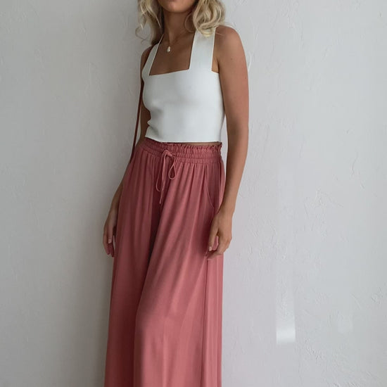 Elevate your summer wardrobe with our stunning palazzo pants