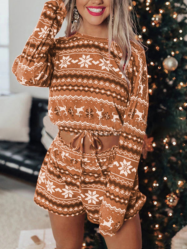 Thanksgiving & Christmas Crop Reindeer Pullover and Shorts Lounge Set Xmas Outfits - Chuzko Women Clothing